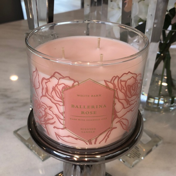 Ballerina Rose Bath and body works 3 wick candle - Picture 1 of 8